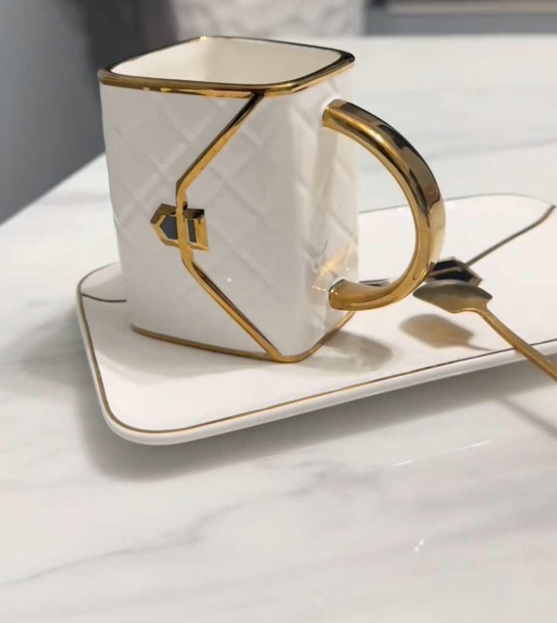 Image Title Alt Image