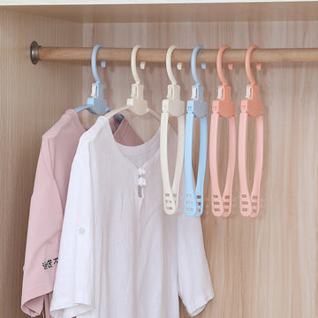 Revolutionize Your On-The-Go Wardrobe: Magic Foldable Clothes Hanger