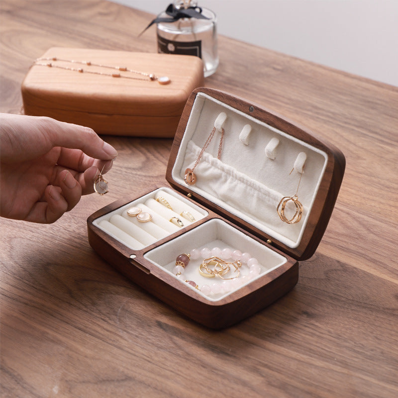 Elegance on the Go: The Stylish Padded Wood Jewelry Box