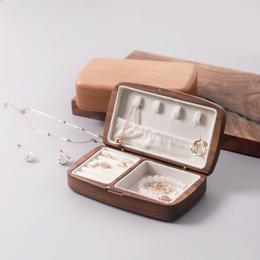Elegance on the Go: The Stylish Padded Wood Jewelry Box
